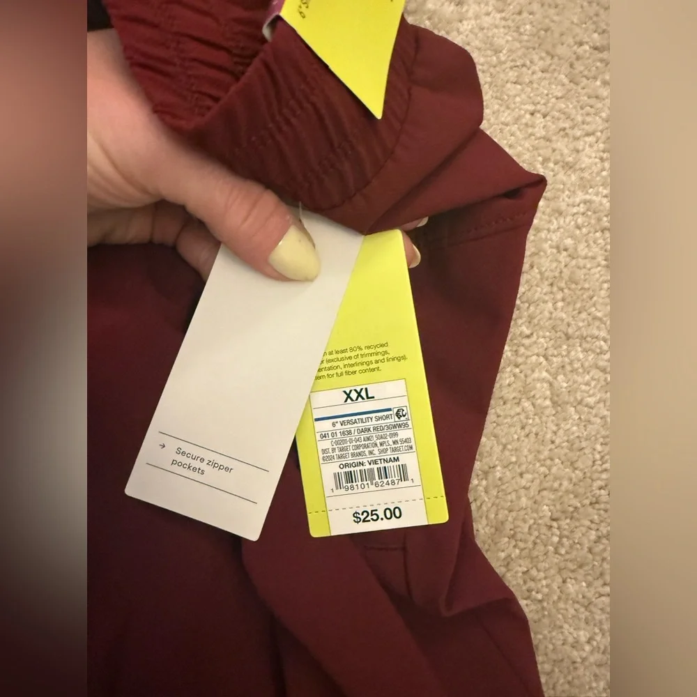 All in Motion Men’s NWT Maroon Shorts